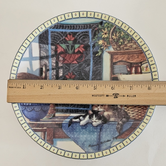 Set of 2 Cats Kittens Lazy Morning & Mirror Mischief Cozy Country Corners Plates - Picture 9 of 9